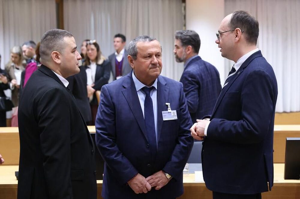 Caretaker Social Policy Minister Ademov Briefs EC Vice-President Minzatu on Cabinet’s Efforts to Protect Most Vulnerable 