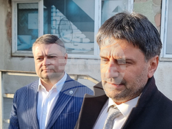 Нелегално производство на анаболи и стероиди - разкрита база - брифинг
