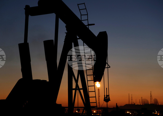 Цените на петрола отново се повишават на фона на притеснения за щети по петролните съоръжения в Близкия изток