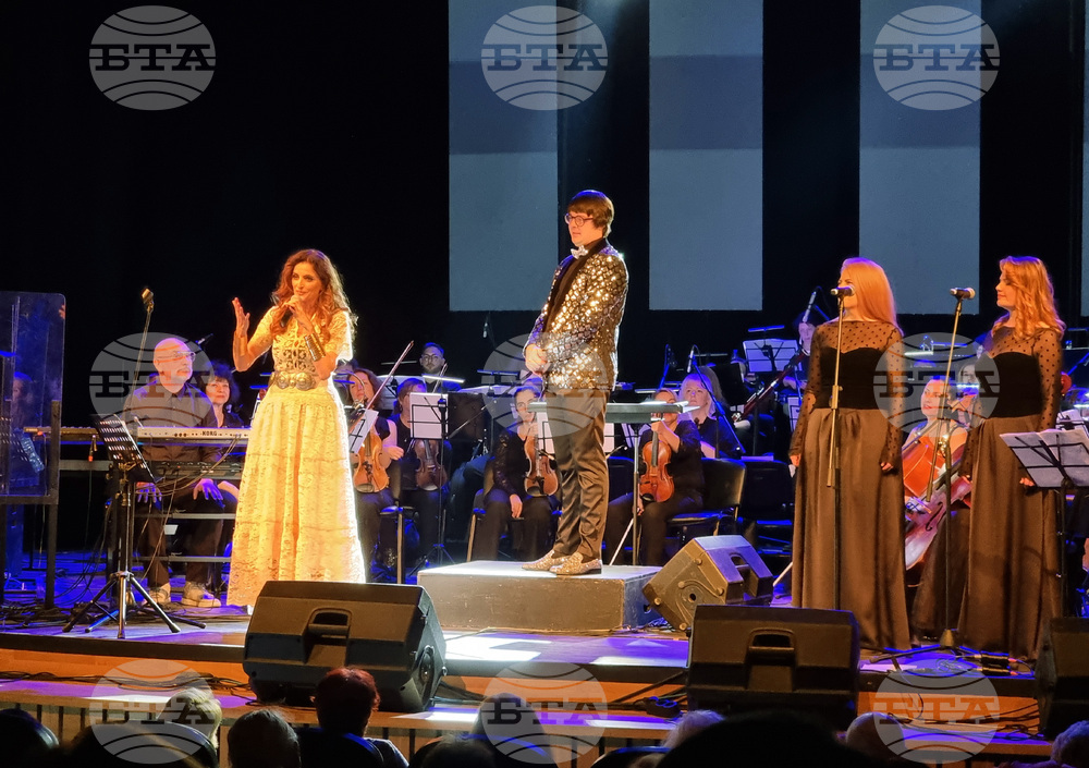 Варна - Нина Николина - спектакъл „Любовни народни песни“