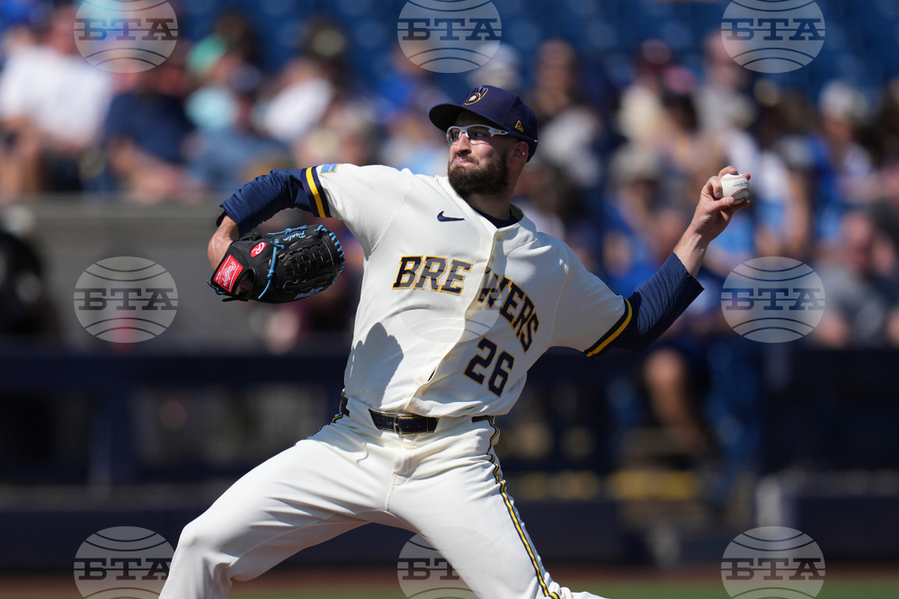 Dodgers Brewers Spring Baseball