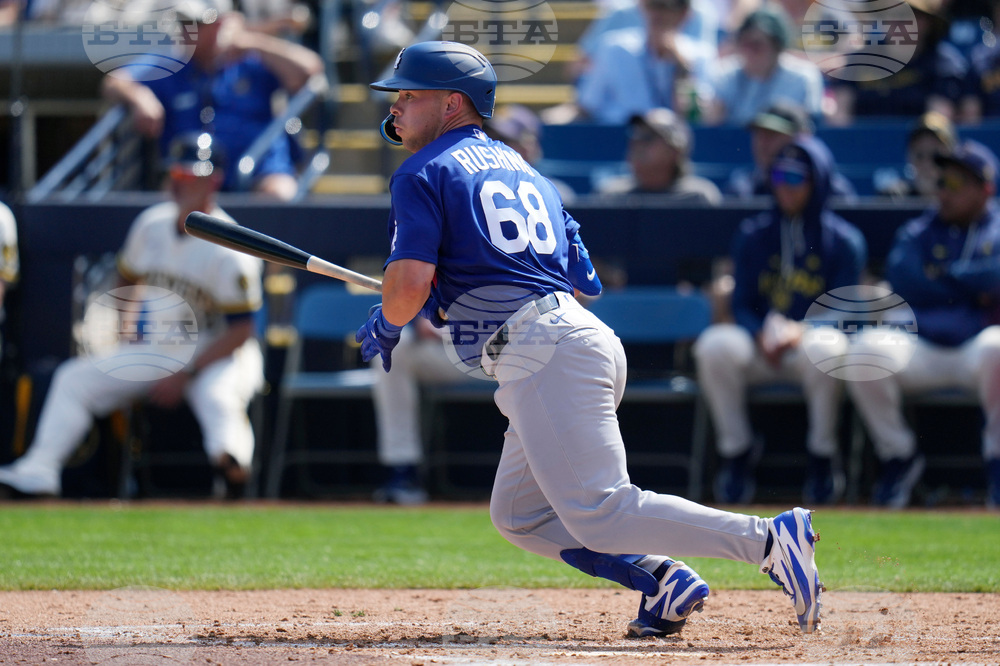 Dodgers Brewers Spring Baseball