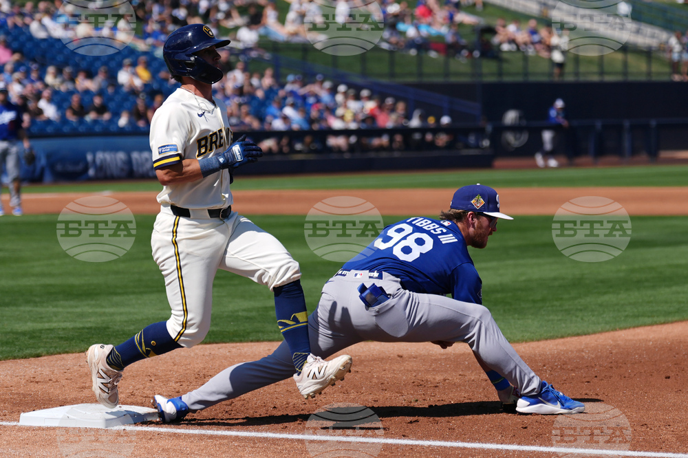 Dodgers Brewers Spring Baseball