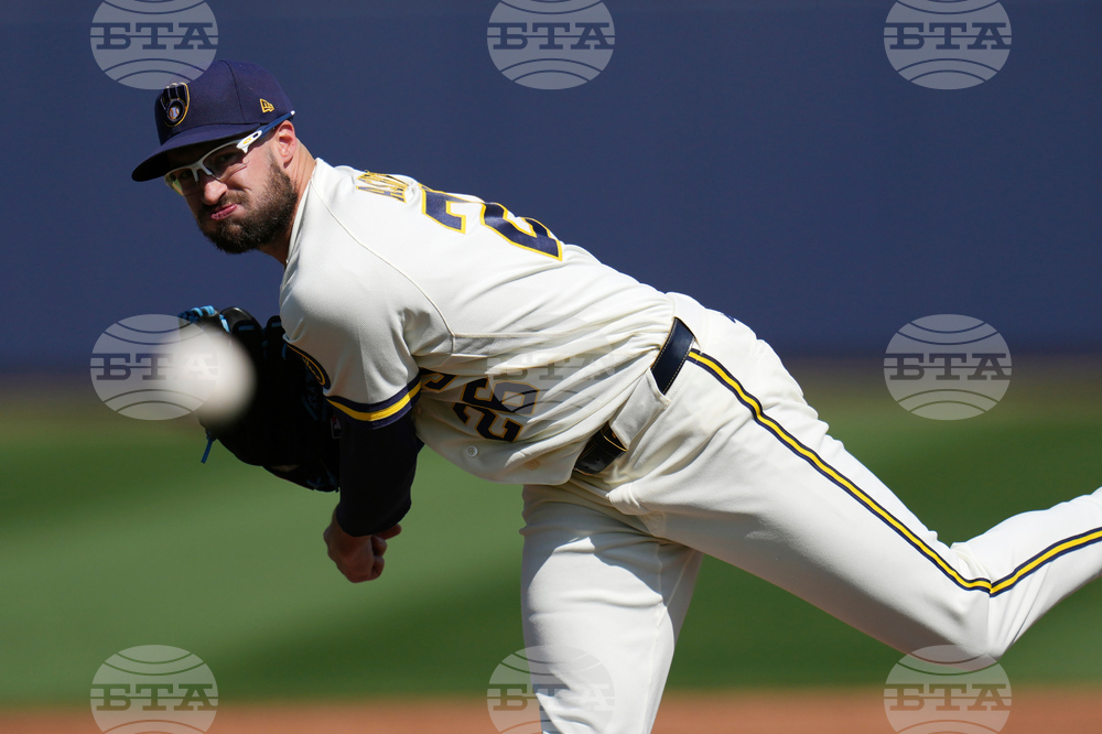 Dodgers Brewers Spring Baseball