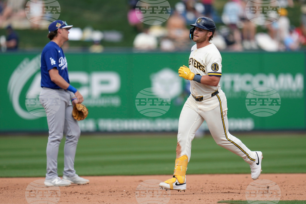 Dodgers Brewers Spring Baseball