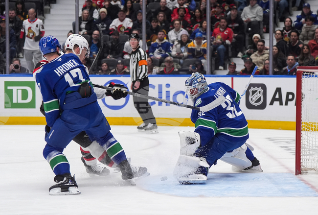 Senators Canucks Hockey
