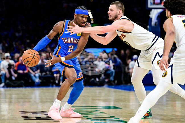 Лидерът Оклахома Сити записа успех номер 51 за сезона в НБА