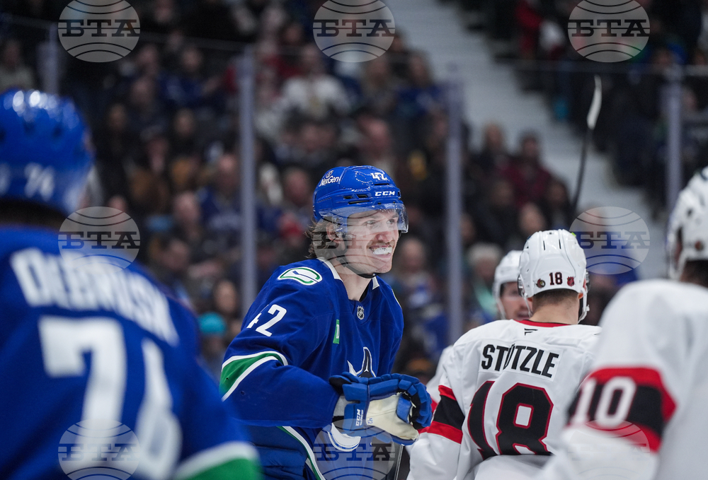Senators Canucks Hockey