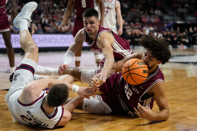 APTOPIX WCC Santa Clara Saint Marys Basketbal