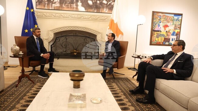 Президентът и външният министър на Кипър обсъдиха с външния министър на ОАЕ тревожните събития в региона