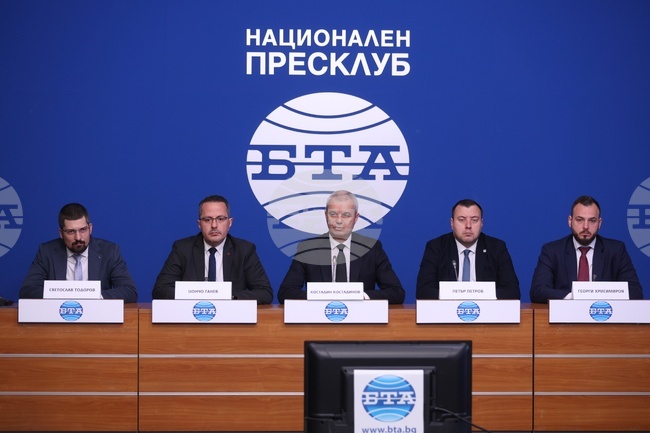 "Възраждане" отива на предстоящите избори само с две промени във водачите на листи от предишния вот - в Силистра и Търговище