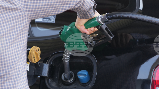 Южна Корея налага таван на цените на горивата, обяви енергийното министерство на страната