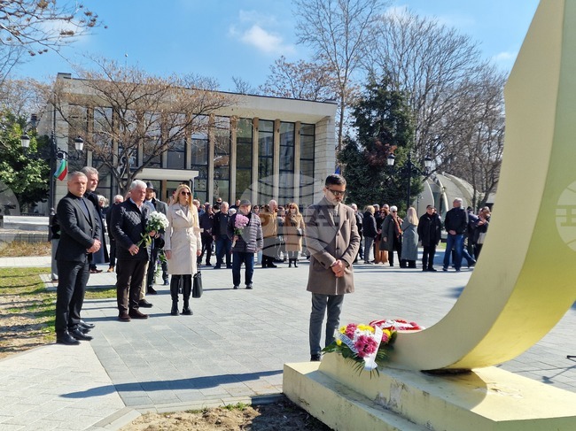 Пловдив - 83 години от спасяването на българските евреи - полагане на венци и цветя