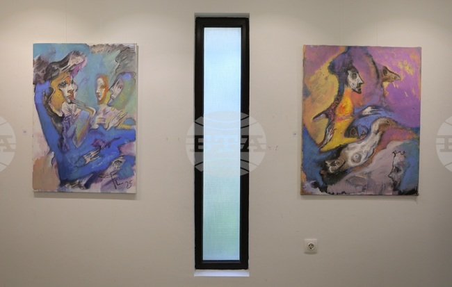 Нови живописни произведения представя Петко Петков-Ломски в Художествения музей „Георги Велчев“ във Варна