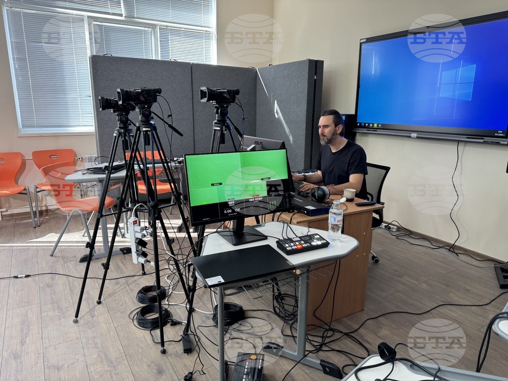 Село Овощник - училище - аудиовизуално студио - откриване