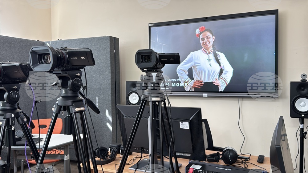 Село Овощник - училище - аудиовизуално студио - откриване