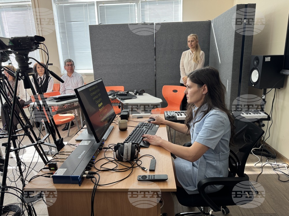 Село Овощник - училище - аудиовизуално студио - откриване