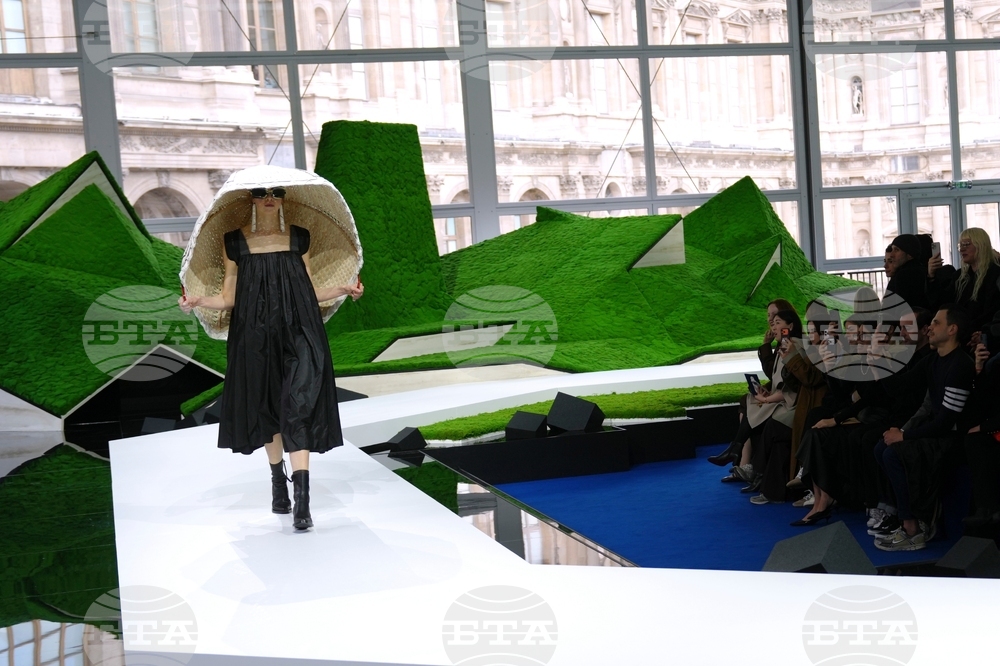 France Fashion Louis Vuitton F/W 26/27