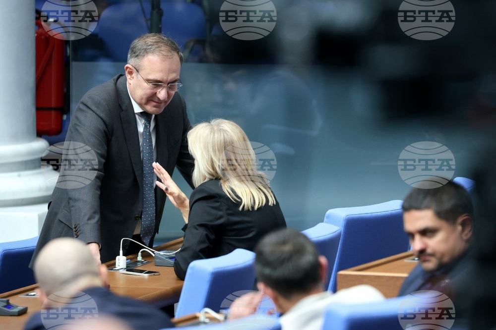 BSP-United Left MP Gutsanov Urges Support for Budget Extension Law