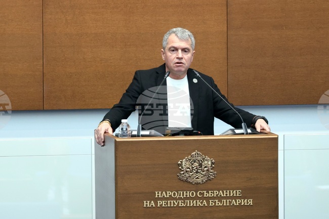 България като съюзник на Германия е единствената държава, която спасява евреите си и то в такъв мащаб, заяви в декларация Тошко Йорданов