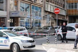 Улица „Стефан Караджа“ - изоставен сак - полиция