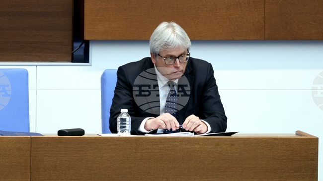 Ценови компенсаторни механизми препоръчват от Министерството на финансите във връзка с поскъпването на горивата, посочи зам.-министър Михайлов