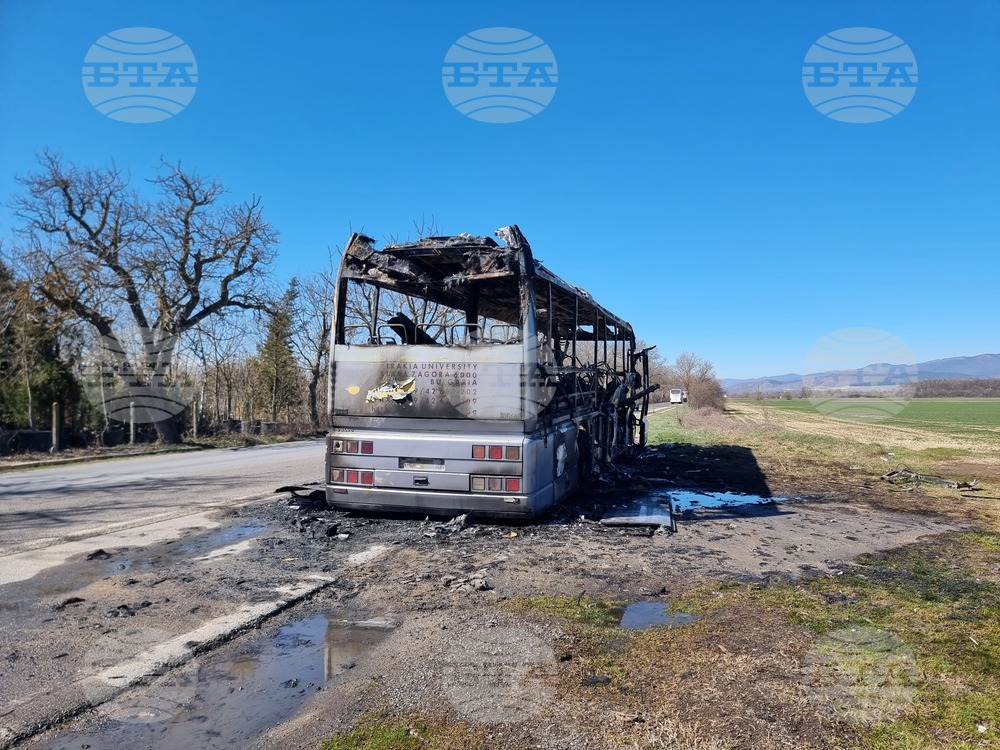Стара Загора - изгорял автобус