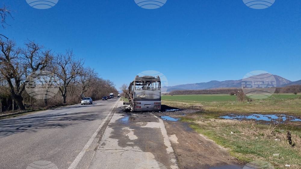 Стара Загора - изгорял автобус
