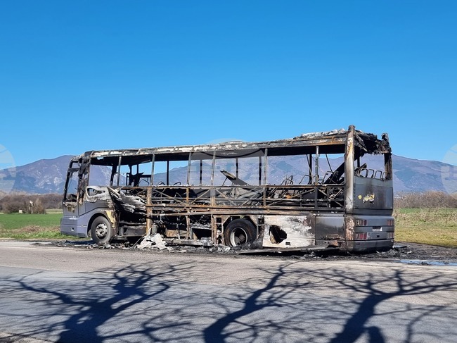 Стара Загора - изгорял автобус