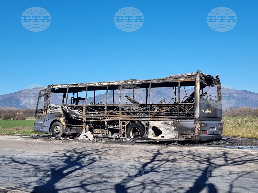 Стара Загора - изгорял автобус