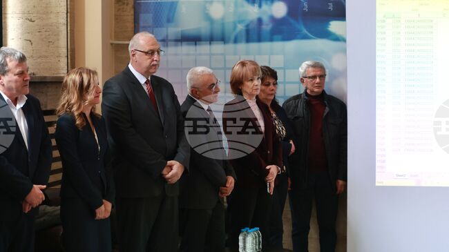 На случаен принцип бяха изтеглени номерата на машините за гласуване, които ще преминат удостоверяване за съответствие
