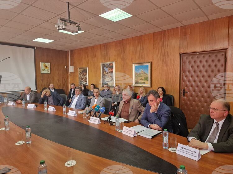 Competition Watchdog Says Bulgarian Dairy Sector Is Struggling