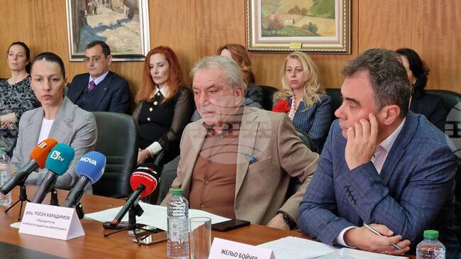 Комисията за защита на конкуренцията е констатирала големи надценки на търговските вериги, съобщи Росен Карадимов