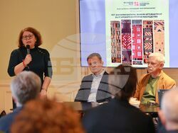 Bulgaria - Kilims - Foundation - Rare Finds