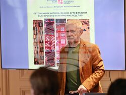 Bulgaria - Kilims - Foundation - Rare Finds