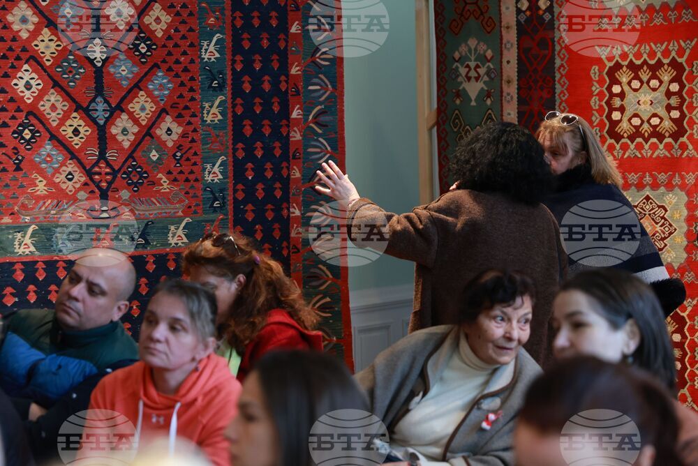 Bulgaria - Kilims - Foundation - Rare Finds