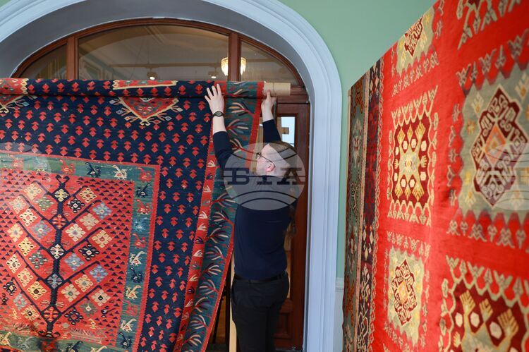 Rediscovered National Treasure: Bulgarian Kilims Exhibition Opens in Veliko Tarnovo