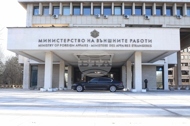 МВнР предупреждава гражданите за очаквани на 3 юни затруднения в авиационния, автобусния, железопътния и морския транспорт в Португалия заради стачка