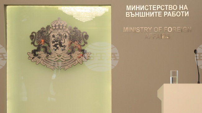 Приключиха изборите зад граница, съобщиха от МВнР