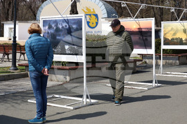 Бургас - фотоизложба - "Цветовете на мъглата"