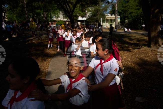 APTOPIX Cuba Daily Life