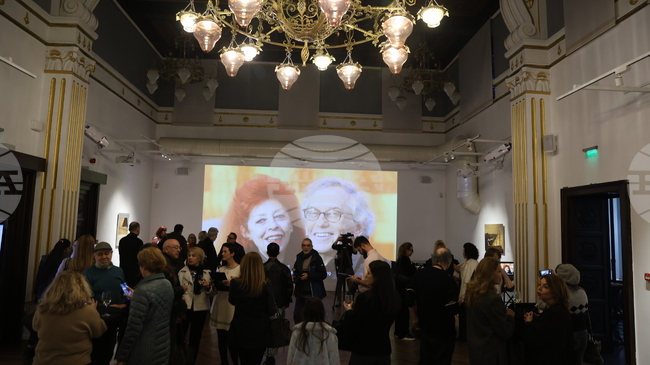 Sofia Exhibition Shows 17 Previously Unseen Works by Christo and Jeanne-Claude