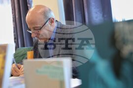 Бургас - Хайри Хамдан - книга - премиера