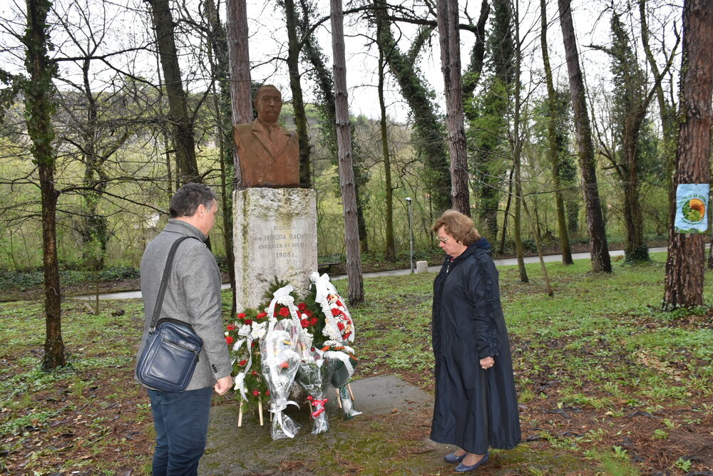 Община Ловеч: Кметът на Ловеч взе участие в тържеството по повод Седмицата на гората