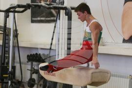 Спортна гимнастика - тренировка - Кевин Пенев