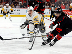 Penguins Hurricanes Hockey