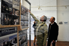 Бургас - юбилейна изложба - Цветан Симеонов