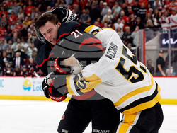 Penguins Hurricanes Hockey