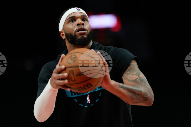 Hornets Trail Blazers Basketball