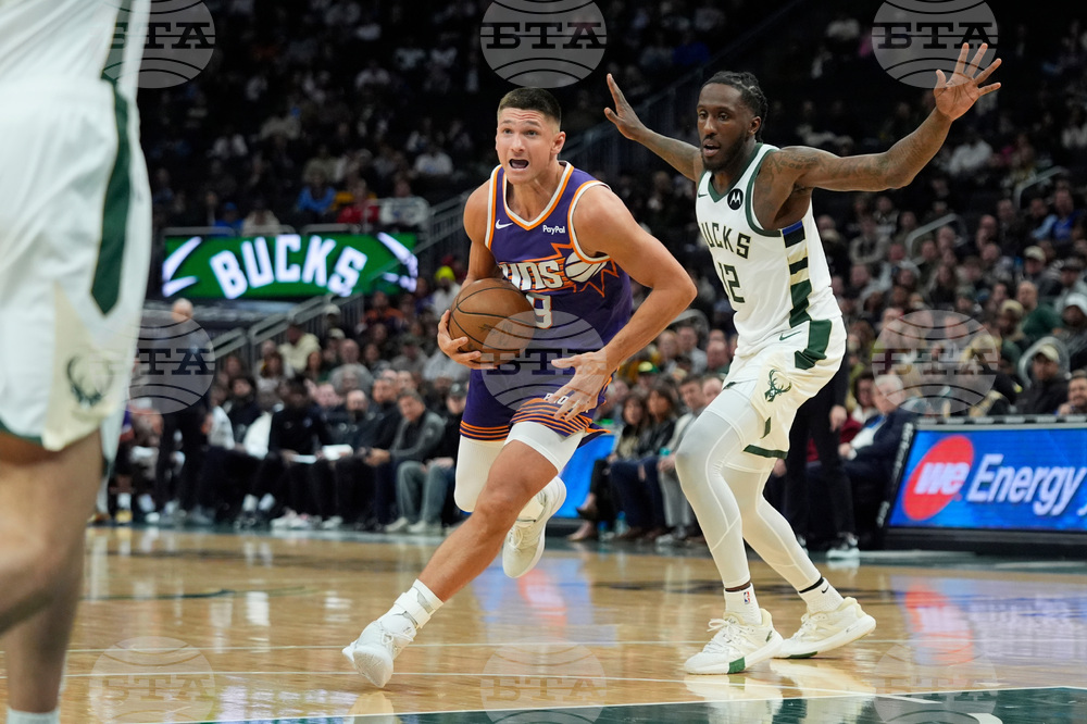 Suns Bucks Basketball